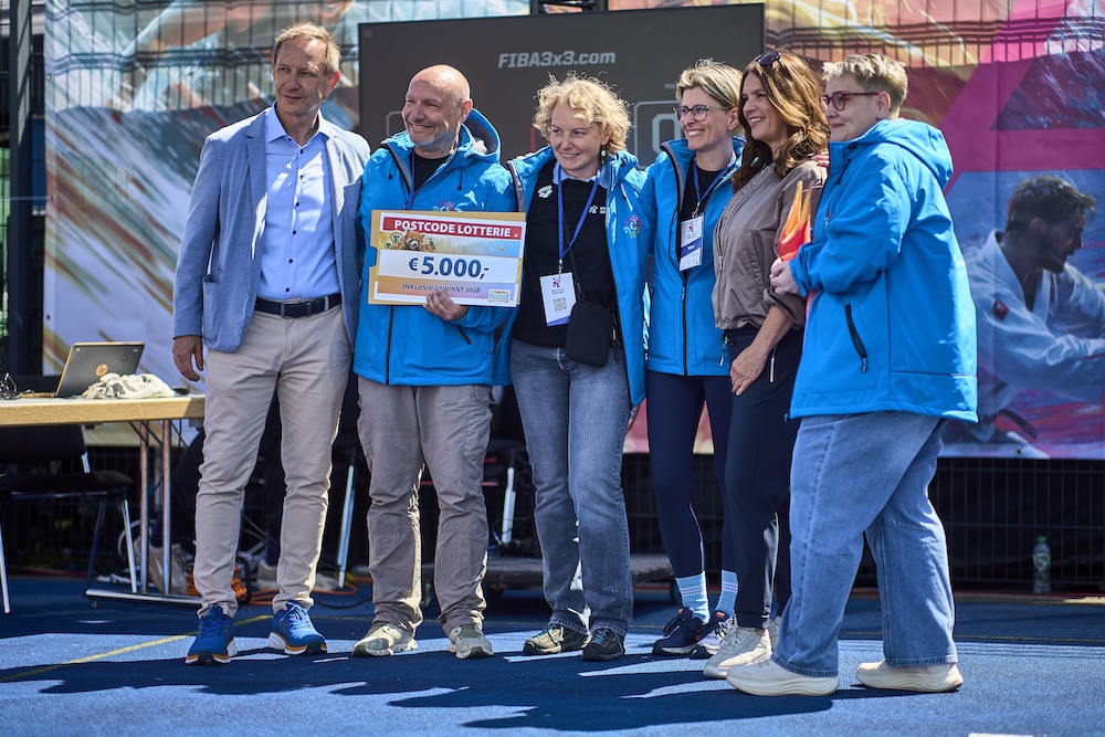Katarina-Witt-Stiftung zeichnet uns mit  „Licht der Inklusion“ aus