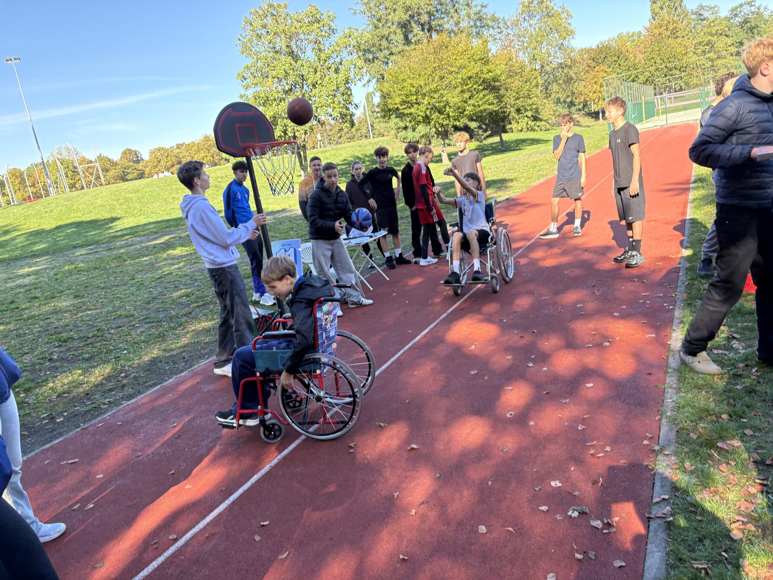 Wir beim Spenden-Sport-Fest der SportOberschule